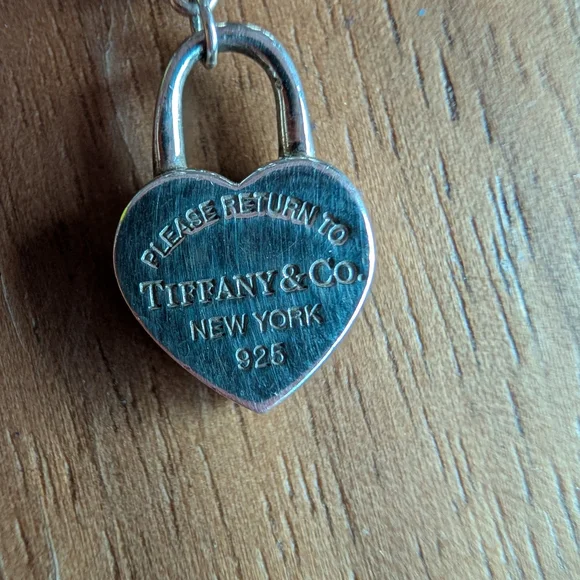 Authentic Tiffany & Co. Return To Tiffany Mini Padlock Charm On Beaded Bracelet - Picture 5 of 5